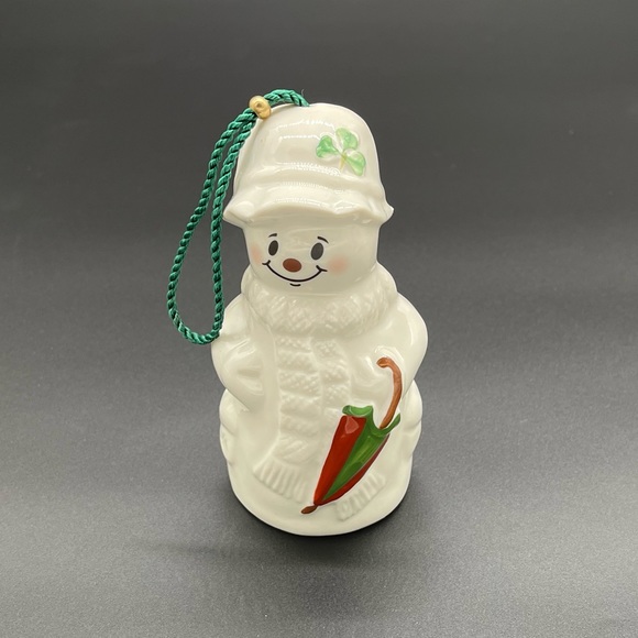Belleek 2009 Annual Snowmen Snowman with Umbrella Bell Christmas Tree Ornament - Picture 9 of 15